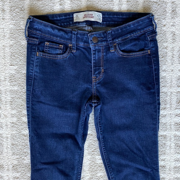 •Hollister• Super Skinny Jean - Picture 4 of 16